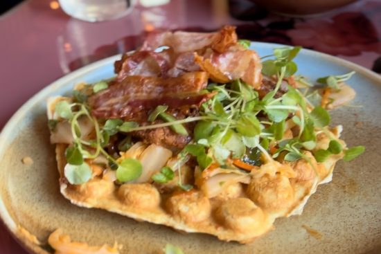 Chicken and waffles - The streetfood club