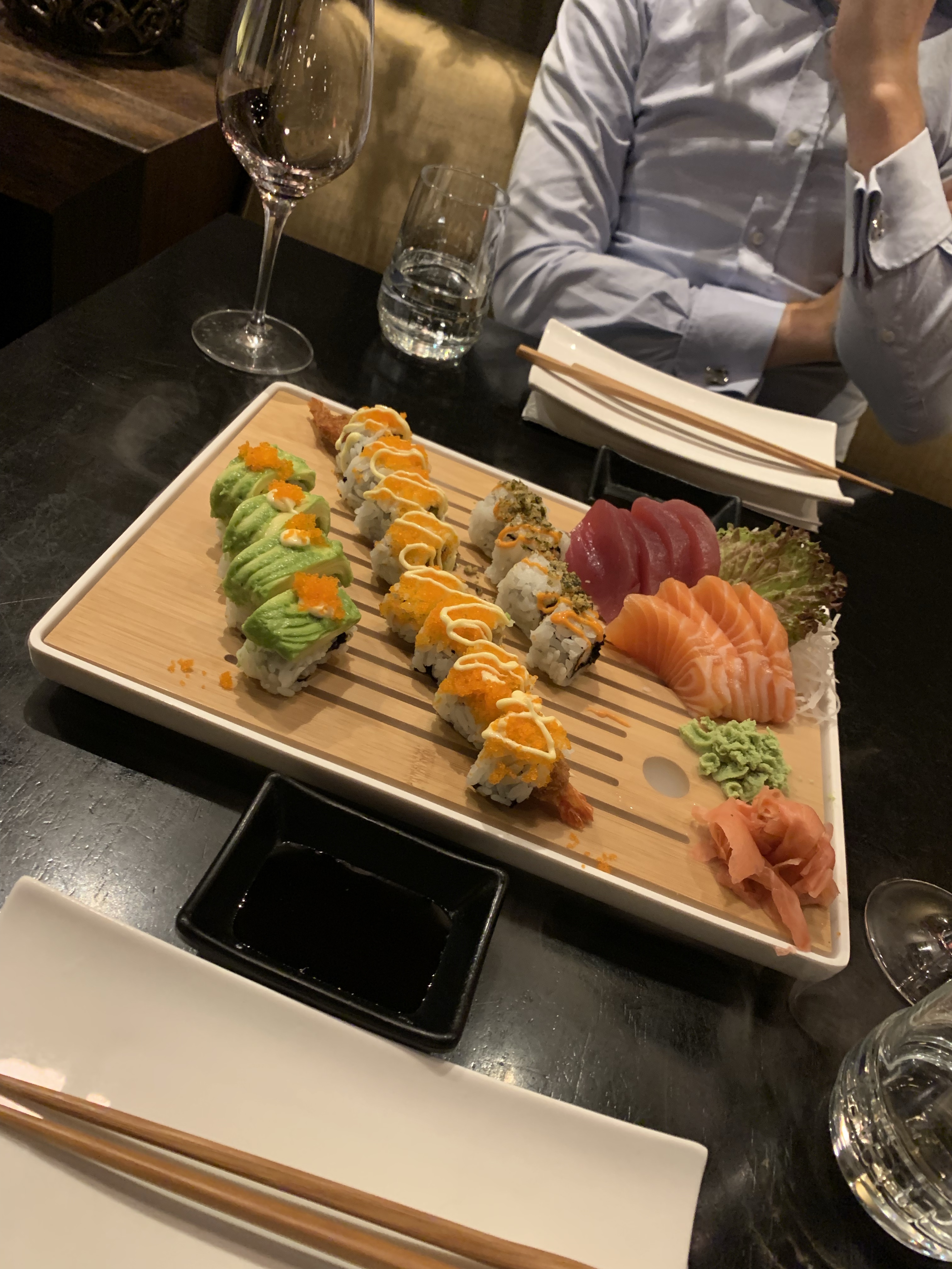 Sushi and sashimi - Mchiu